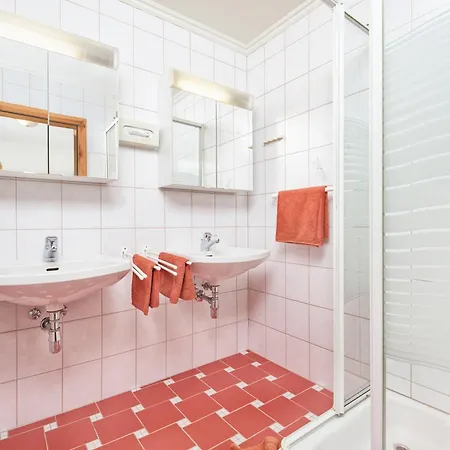Haus Drobollach Apartment
