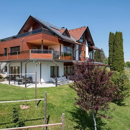 Haus Drobollach Apartment